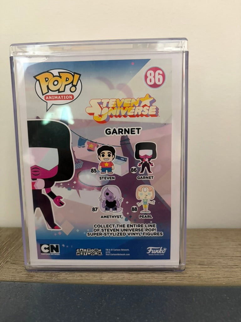 Funko Pop! Vinyl: Cartoon Network - Garnet -HotTopic (Exclusive) #86 w/protector