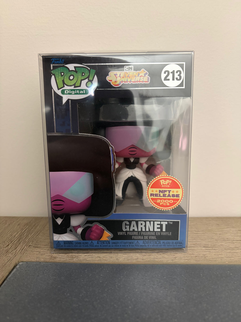 Funko Pop! Digital Steven Universe Garnet #213 LE 2000 PCS w/Protector
