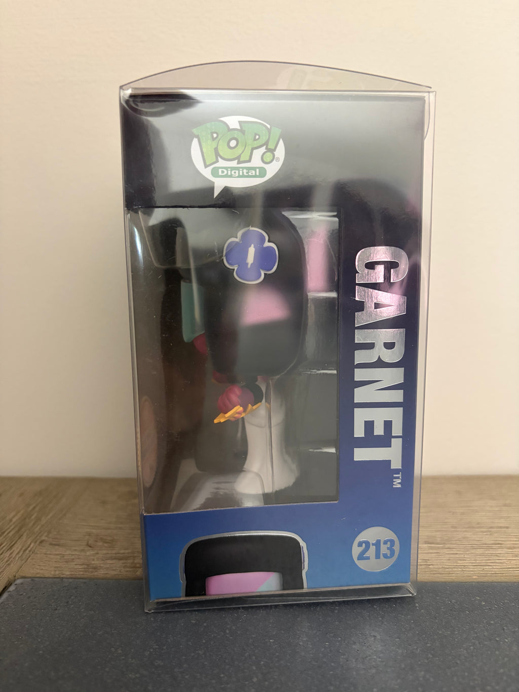 Funko Pop! Digital Steven Universe Garnet #213 LE 2000 PCS w/Protector