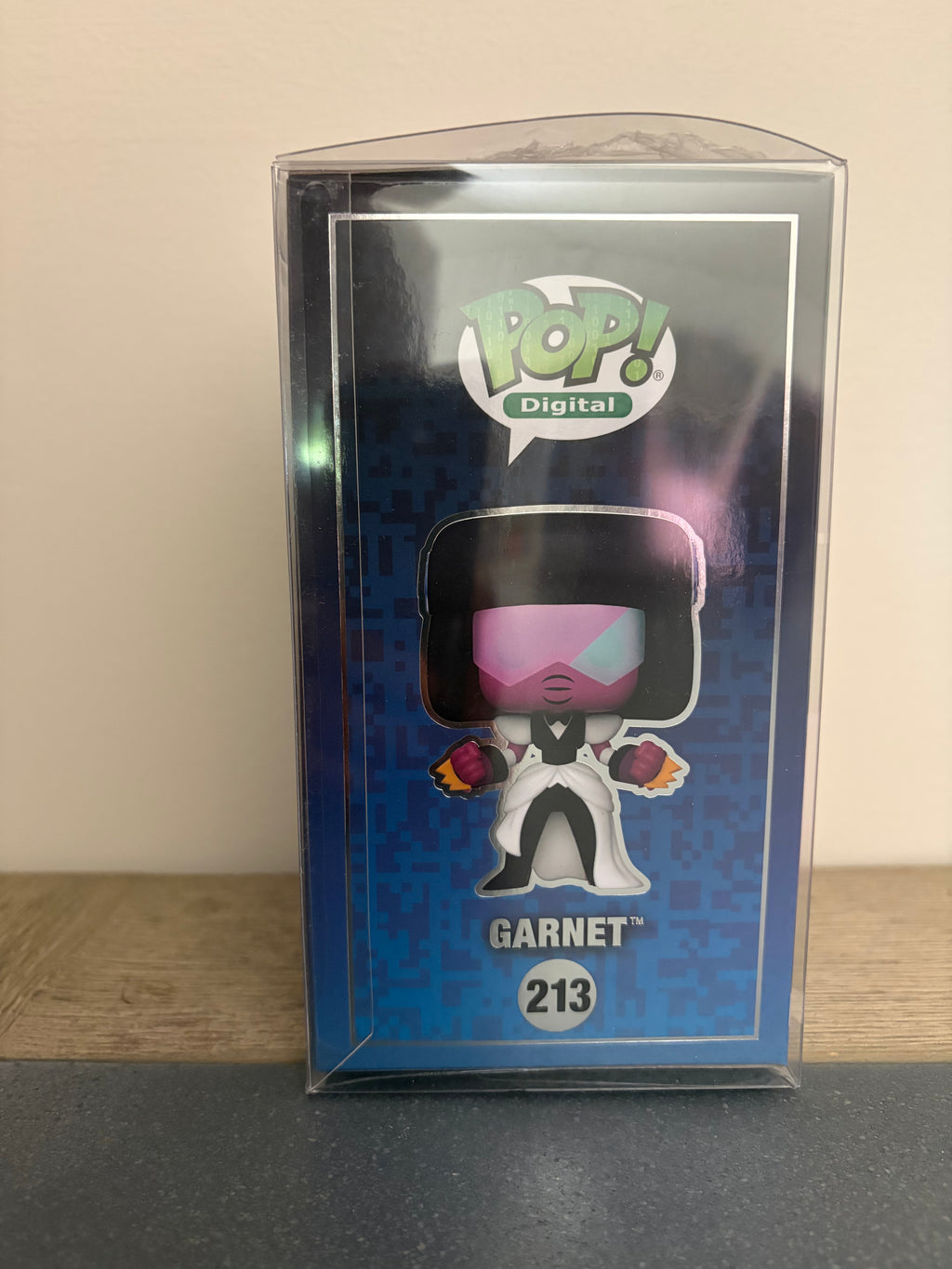 Funko Pop! Digital Steven Universe Garnet #213 LE 2000 PCS w/Protector