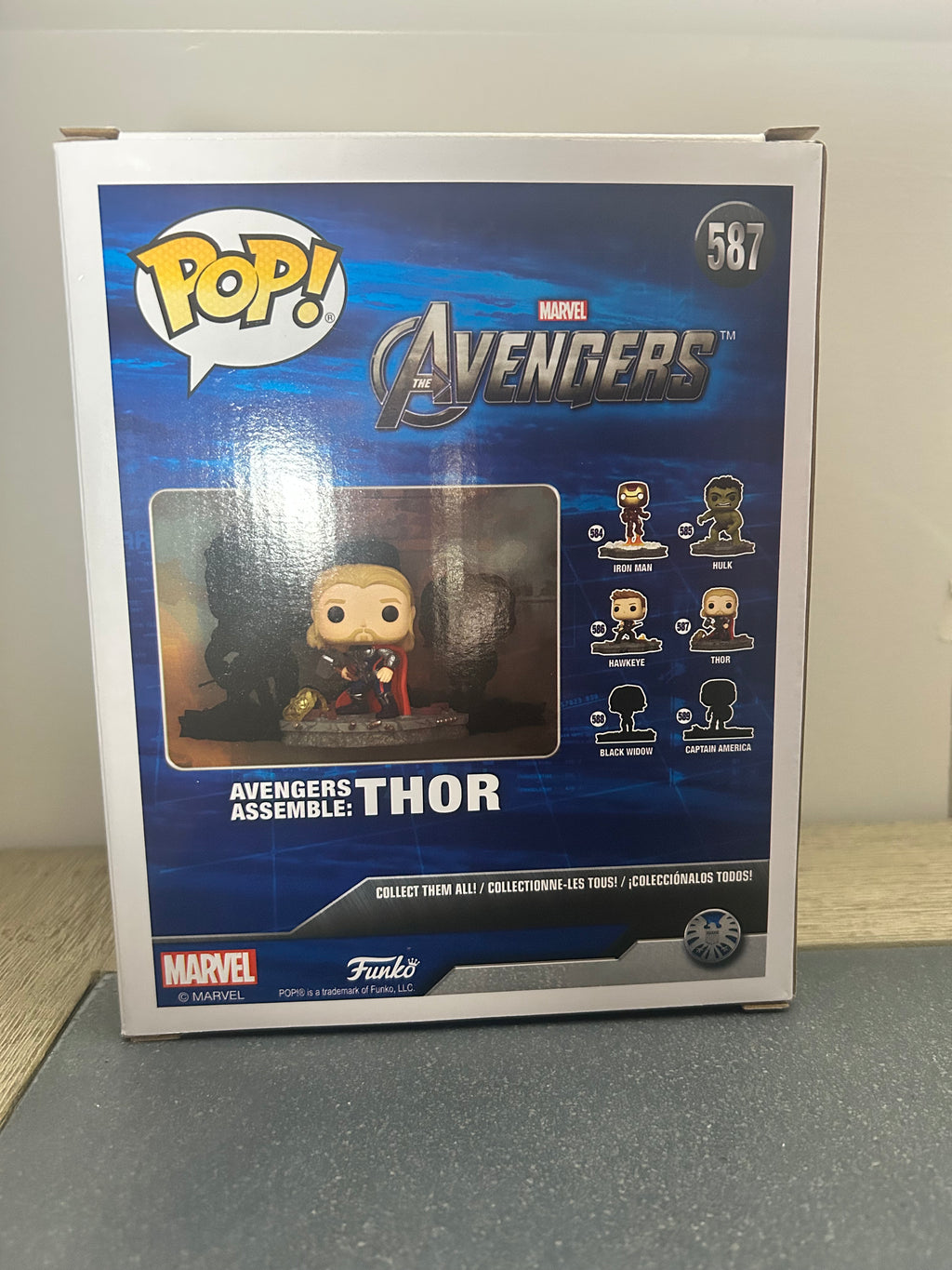 Funko POP! Deluxe Marvel: Avengers Assemble Series - Thor #587 Amazon Exclusive