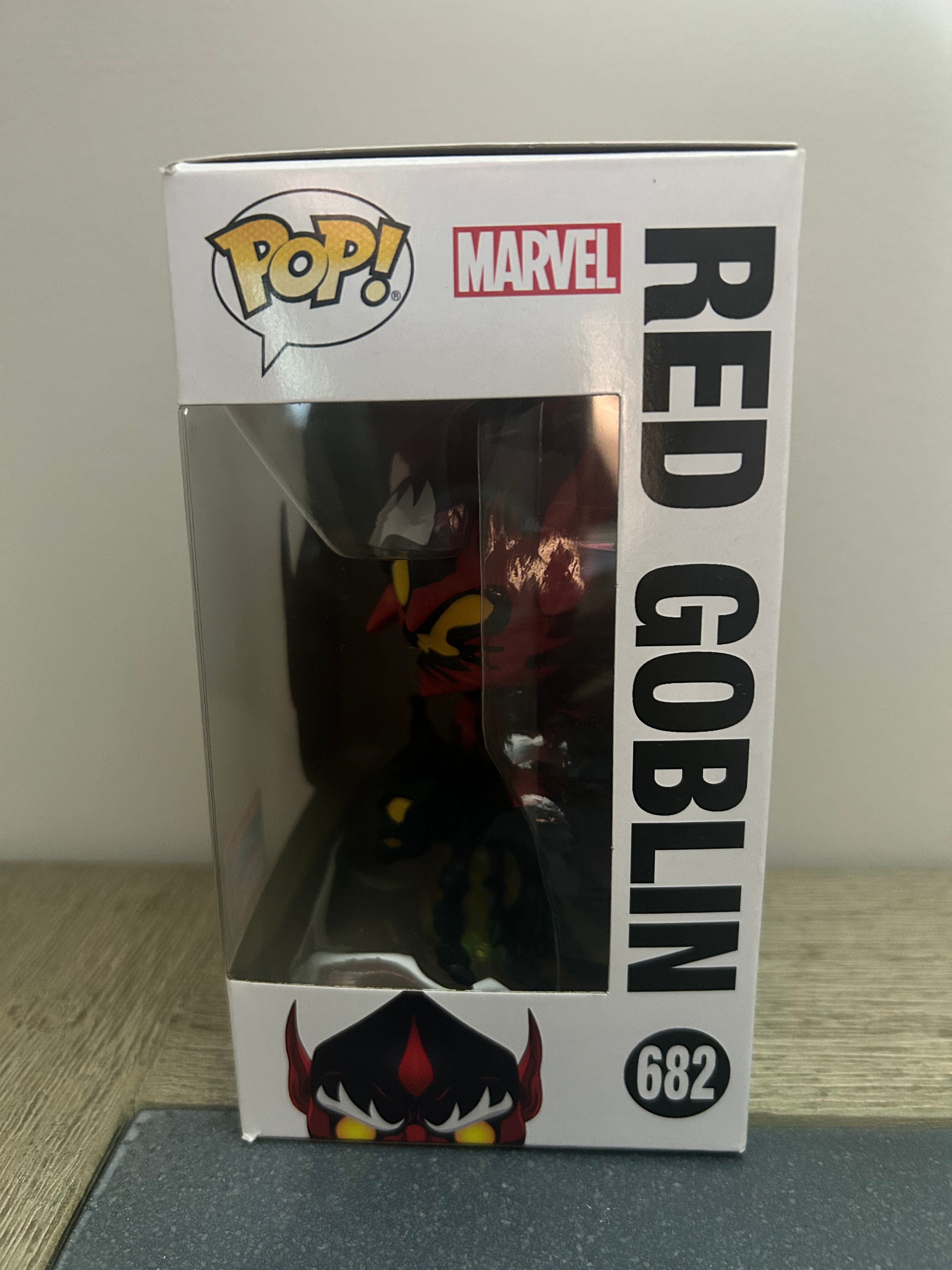 Funko Pop! - Vinyl: Marvel - Red Goblin - Hot Topic (Exclusive) #682